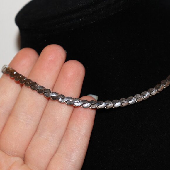 🌙✨🔗 Vintage Silver Chain Necklace · 15.5" · Sleek & Simple - Picture 4 of 6